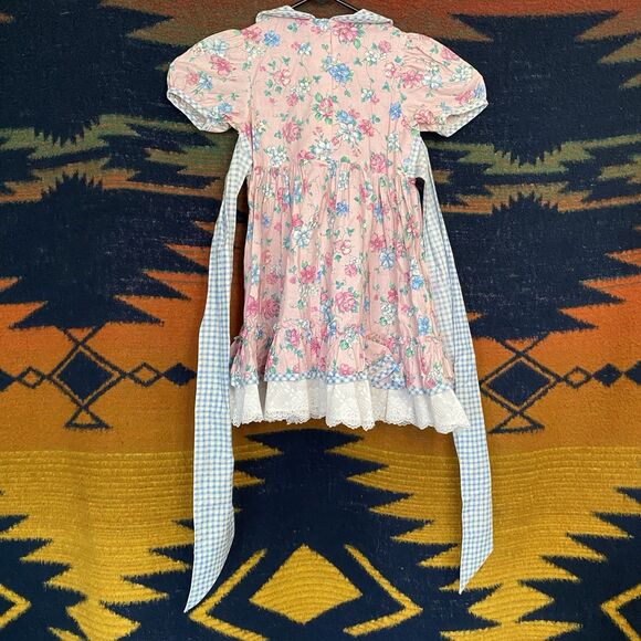 Vintage Mini World Ruffled Floral Dress. USA. 100% Cotton. Size 4T. Rare. - Picture 4 of 16